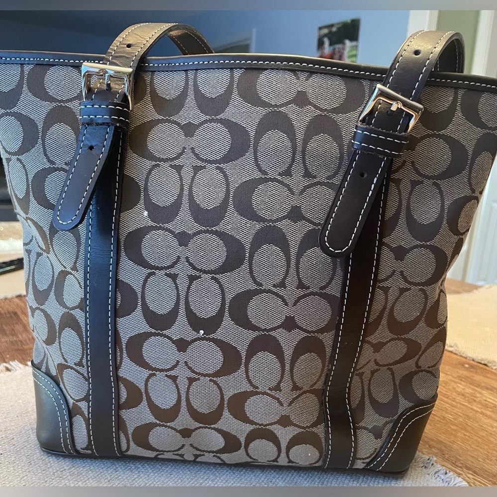 Coach Signature Tote - Picture 2 of 11